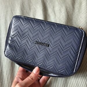 Missoni Exclusively for Delta Navy Blue Amenity Kit Bag